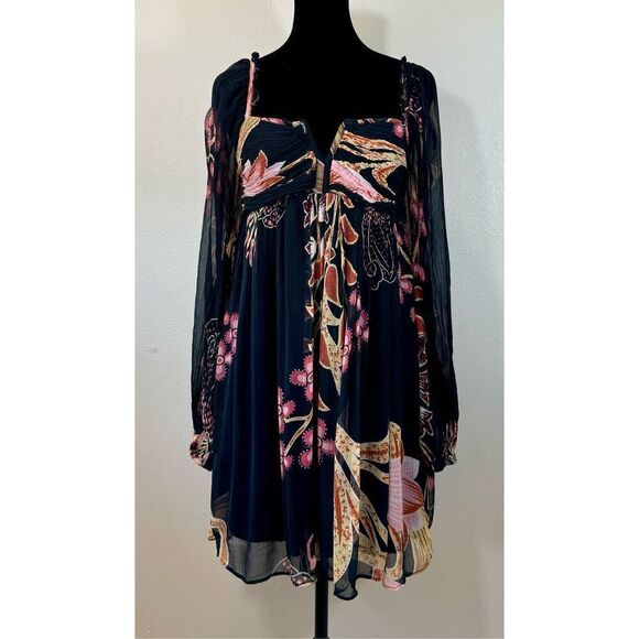 Anthropologie Let me Be Lined Babydoll Tie Back Black Floral Mini Dress XS - Picture 4 of 14